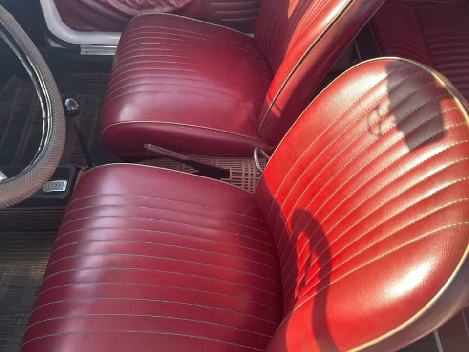 Image 36/56 of SEAT 850 Speciale (1971)