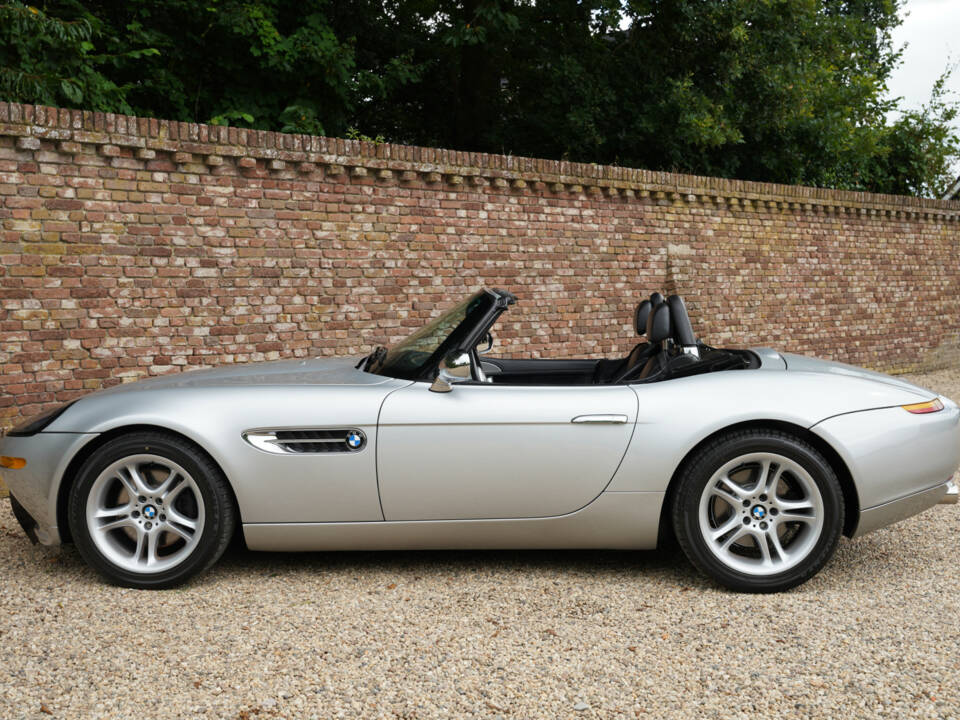 Image 20/50 of BMW Z8 (2000)