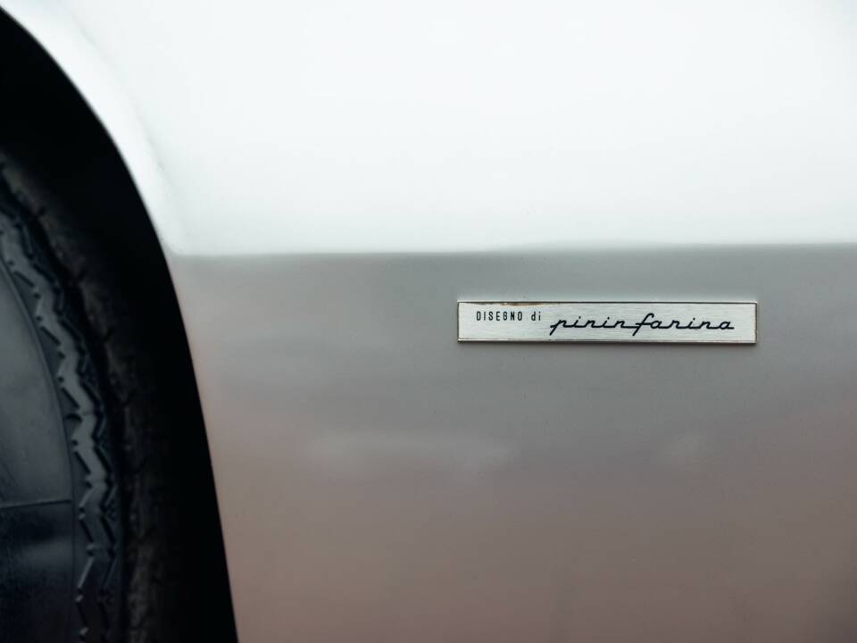 Image 16/20 of Ferrari Dino 246 GT (1973)