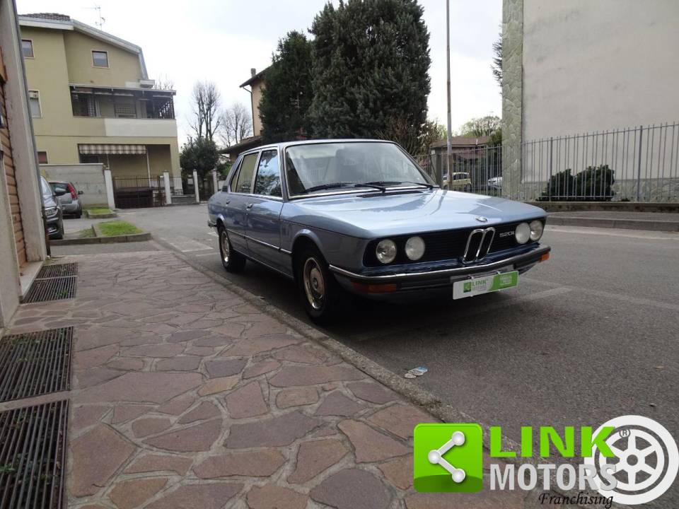 Afbeelding 2/10 van BMW 520i (1975)