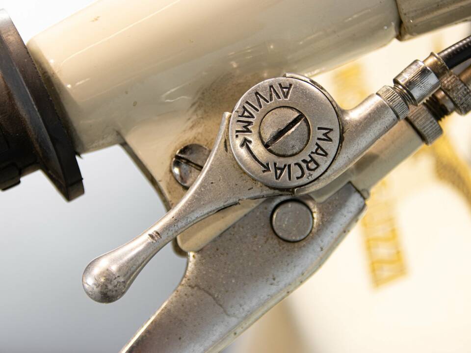 Image 47/50 of Moto Guzzi DUMMY (1962)