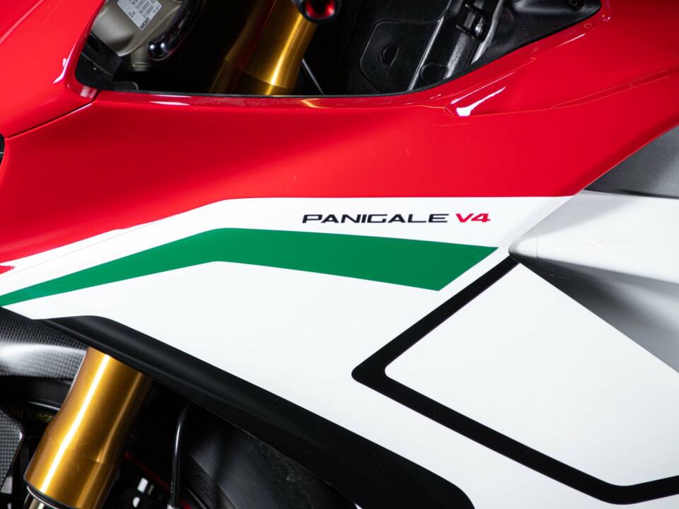 Image 23/50 of Ducati DUMMY (2018)