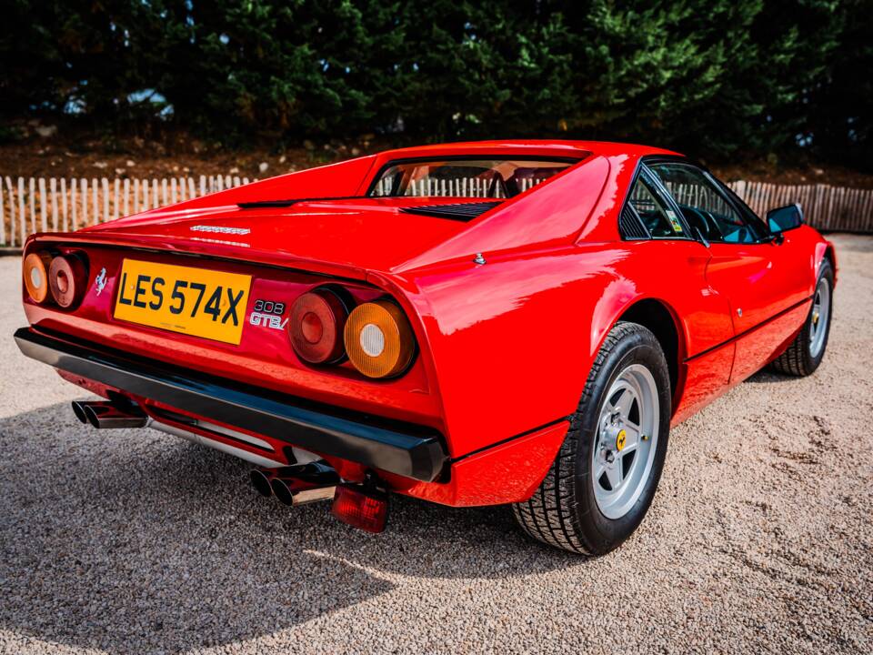 Imagen 11/50 de Ferrari 308 GTBi (1981)