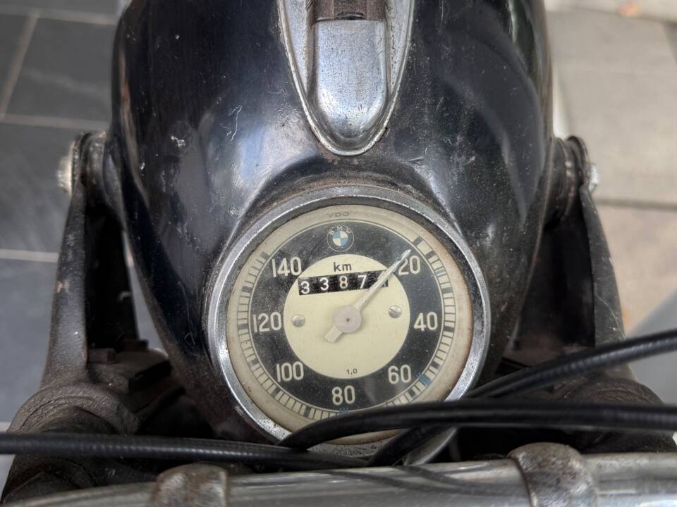 Immagine 3/5 di BMW R 26 (1960)