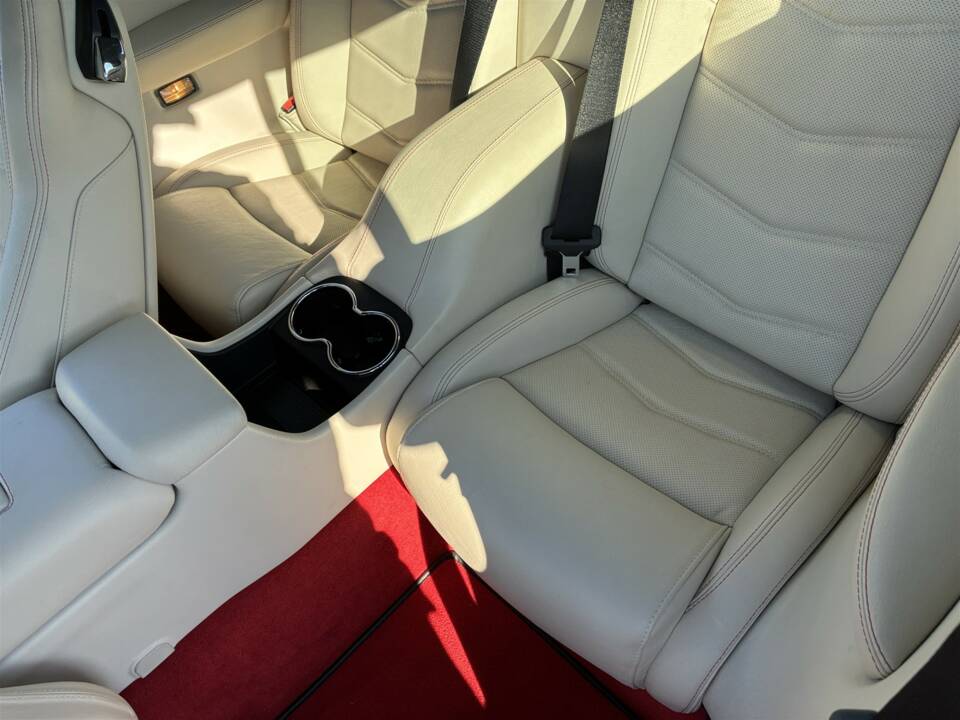 Image 38/54 of Maserati GranCabrio Sport (2015)