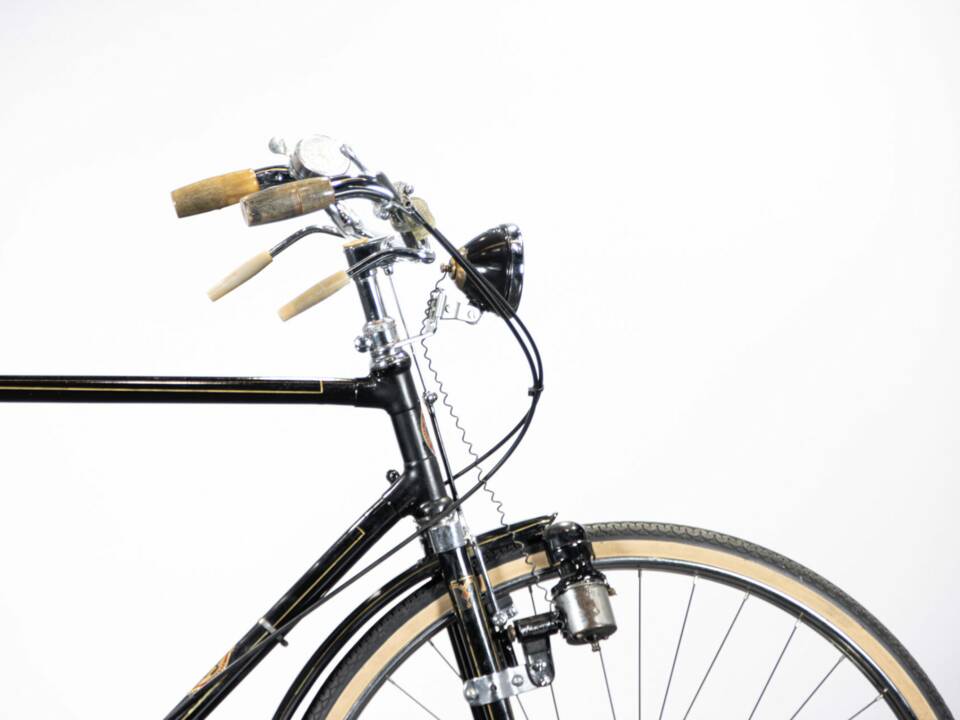 Immagine 27/50 di Bianchi Cesare (1939)