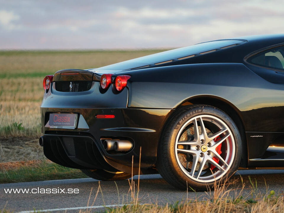 Bild 15/24 von Ferrari F 430 (2008)