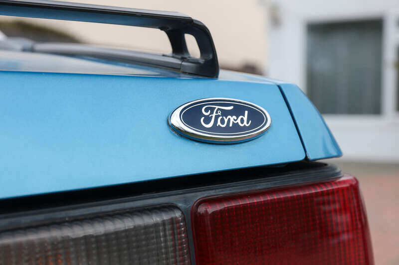 Image 31/50 of Ford Mustang III (1992)