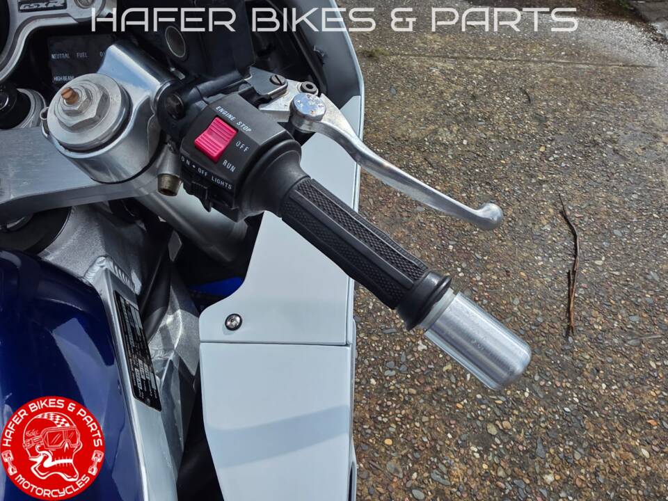 Immagine 15/32 di Suzuki GSX-R 1100 (1992)