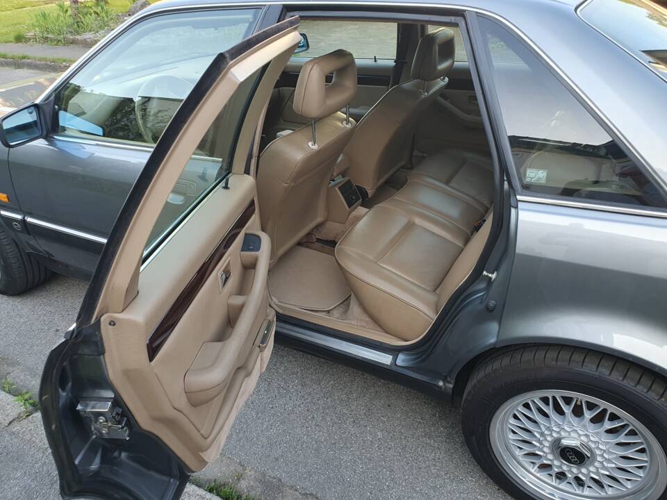 Bild 8/13 von Audi V8 4.2 (1993)