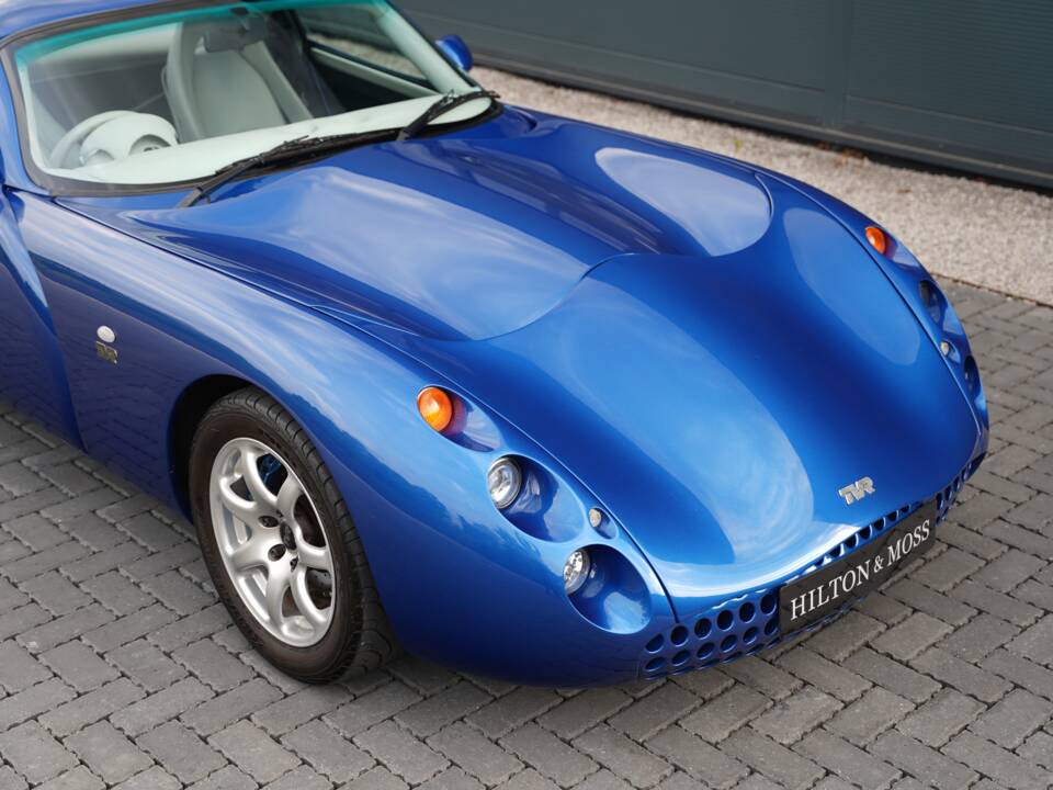Image 27/50 of TVR Tuscan S (2000)