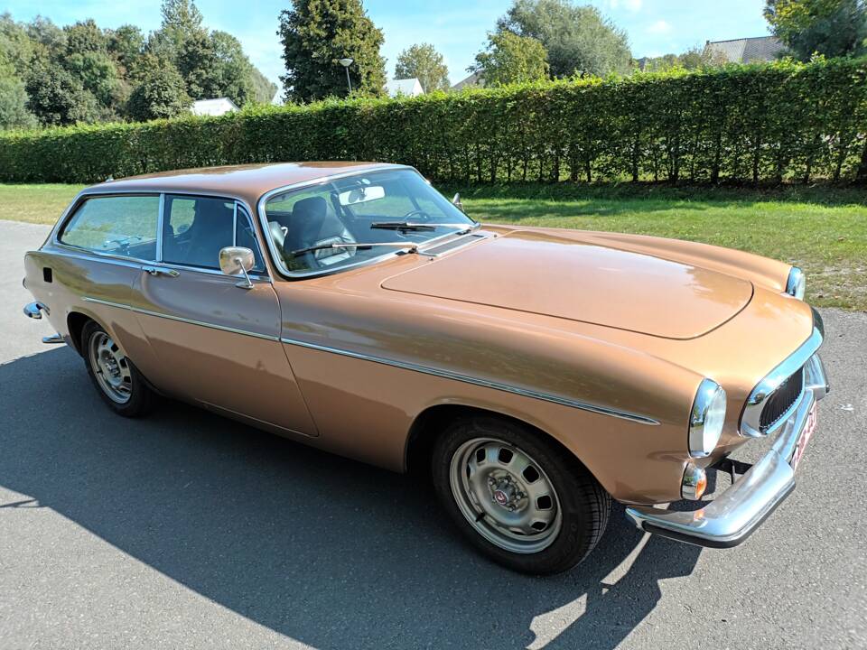 Image 57/73 of Volvo 1800 ES (1972)