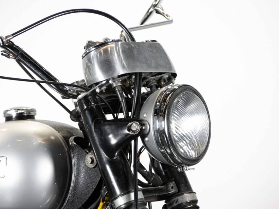 Immagine 29/50 di Cagiva DUMMY (1970)