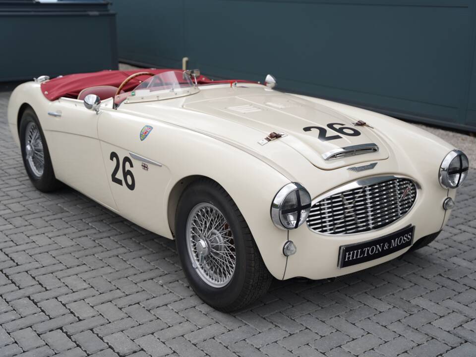 Image 23/50 of Austin-Healey 100&#x2F;6 (BN6) (1958)