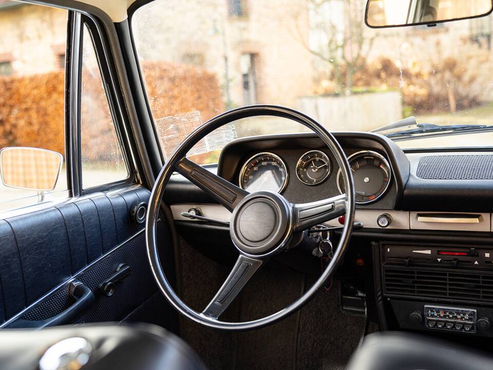 Bild 49/67 von BMW 1800 (1970)