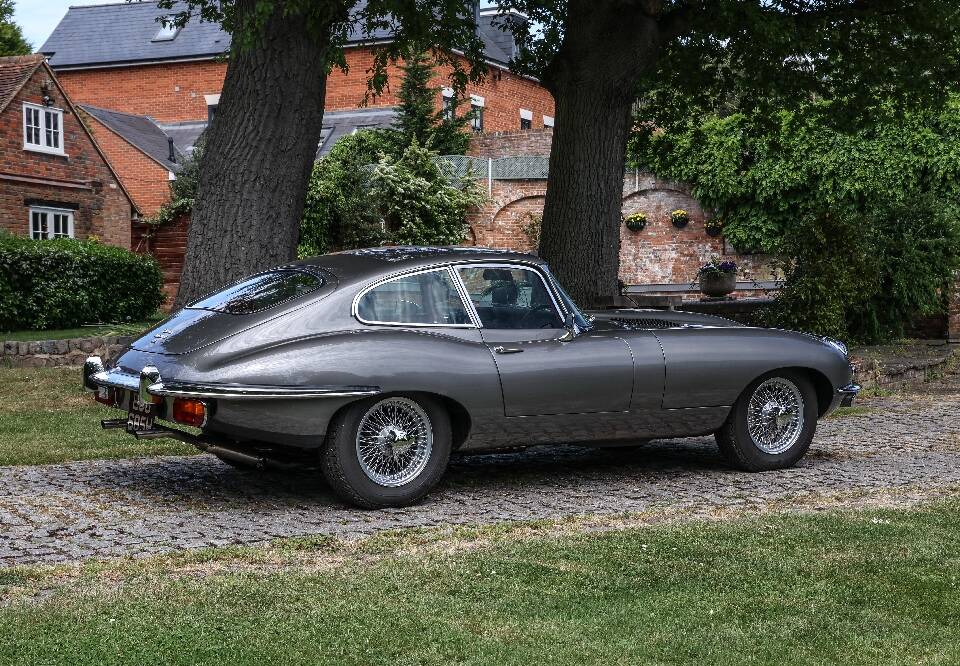 Imagen 20/30 de Jaguar E-Type (2+2) (1970)