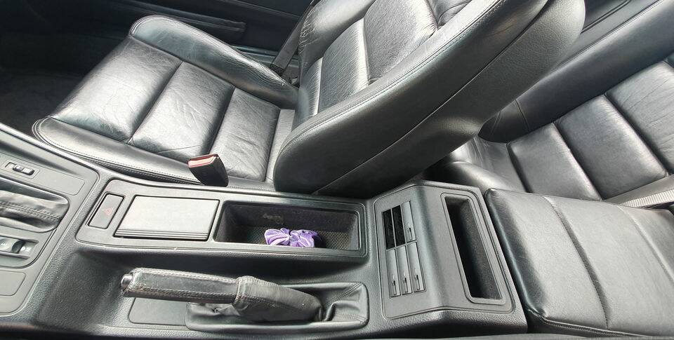 Image 4/8 of BMW 850i (1991)