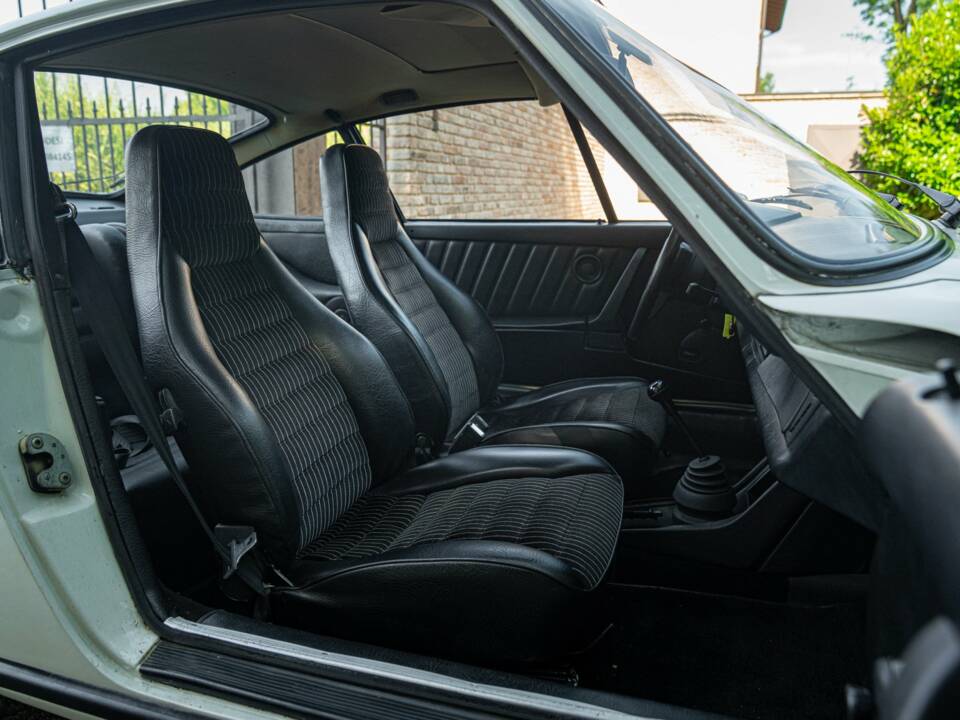 Image 28/50 de Porsche 911 SC 3.0 (1979)