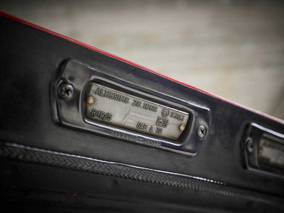 Afbeelding 73/100 van Ferrari 208 GTB Turbo (1982)