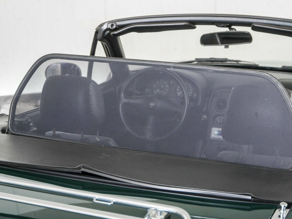 Image 33/50 of Mazda MX-5 1.6 (1997)