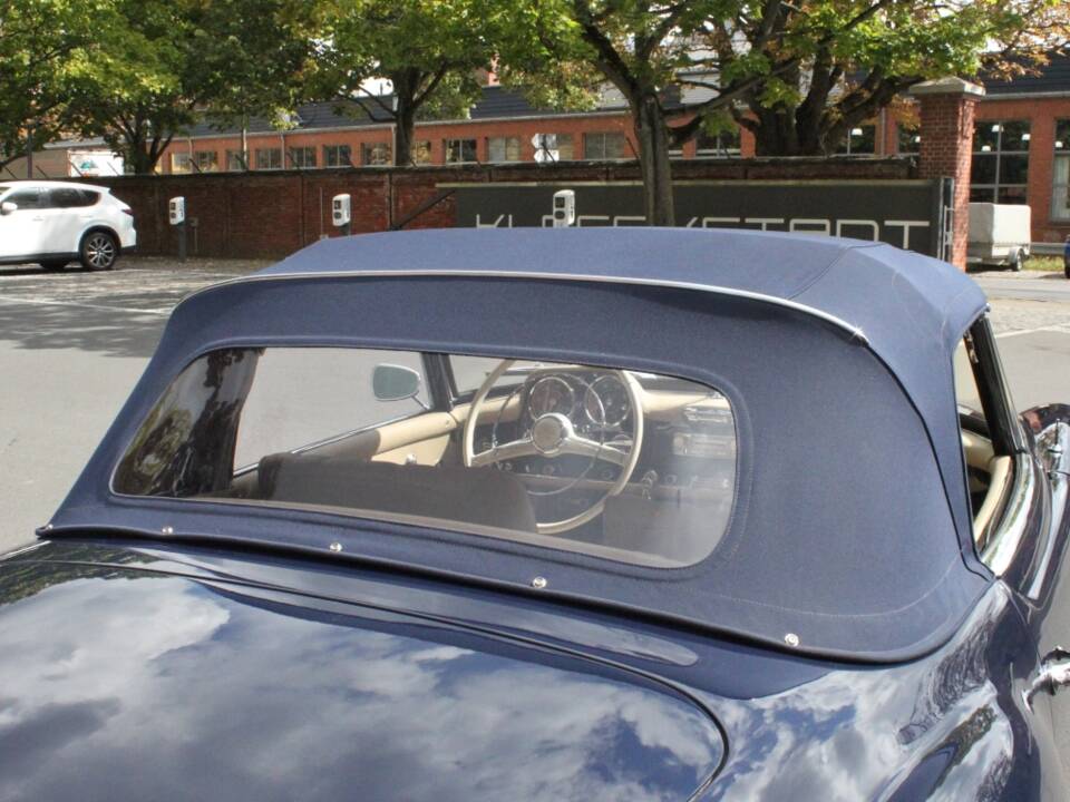 Image 14/22 de Mercedes-Benz 190 SL (1958)
