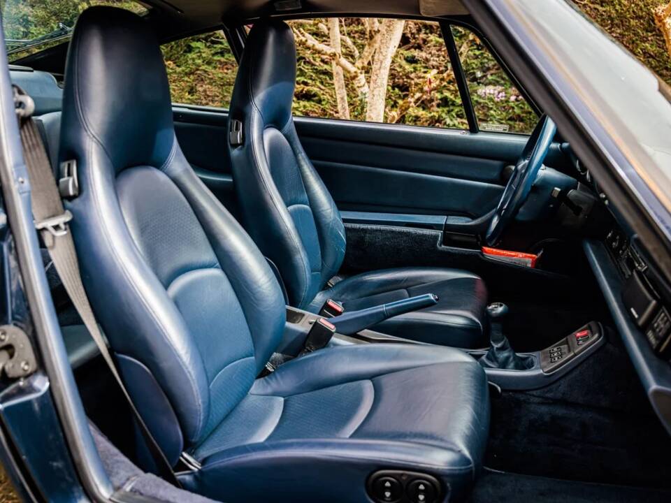Immagine 13/16 di Porsche 911 Carrera (1994)