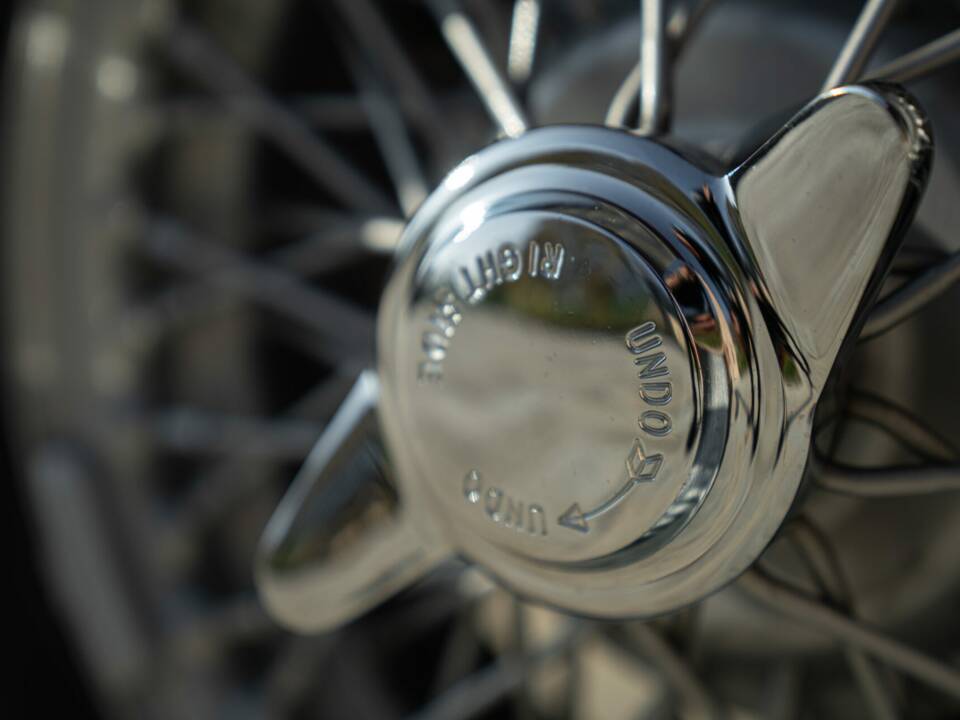 Image 14/50 of Triumph Spitfire 1500 (1976)