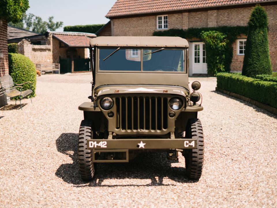 Bild 3/31 von Willys Jeep M38 A1 (1943)