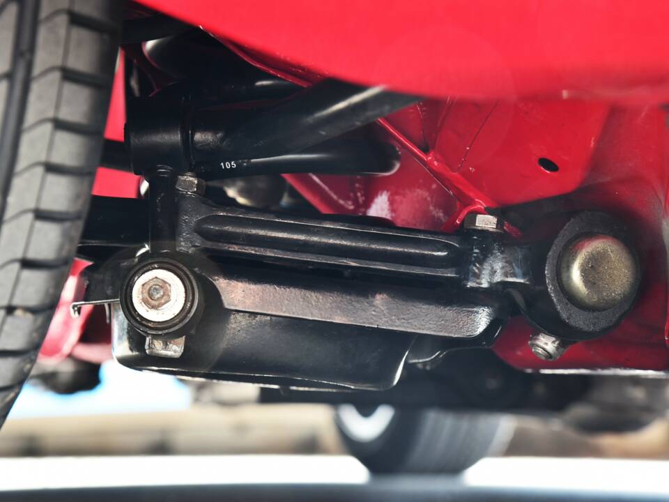 Image 2/17 of Alfa Romeo 2000 GT Veloce (1972)