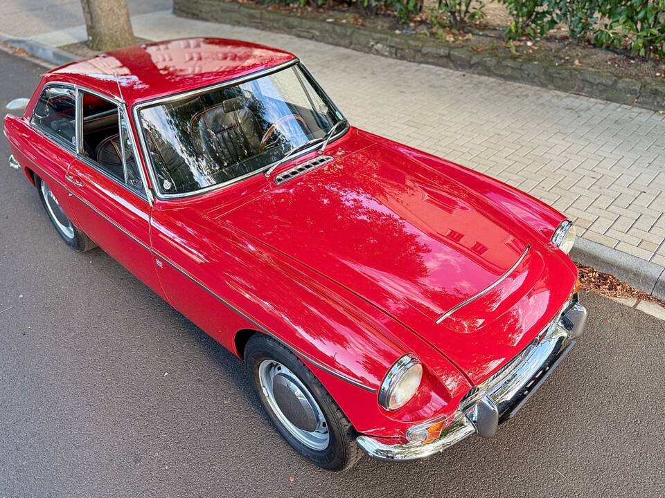 Bild 20/21 von MG MGC GT (1968)
