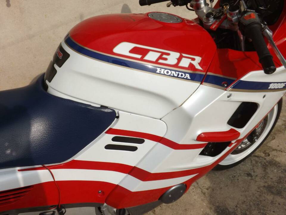 Immagine 46/50 di Honda CBR 1000F (1992)