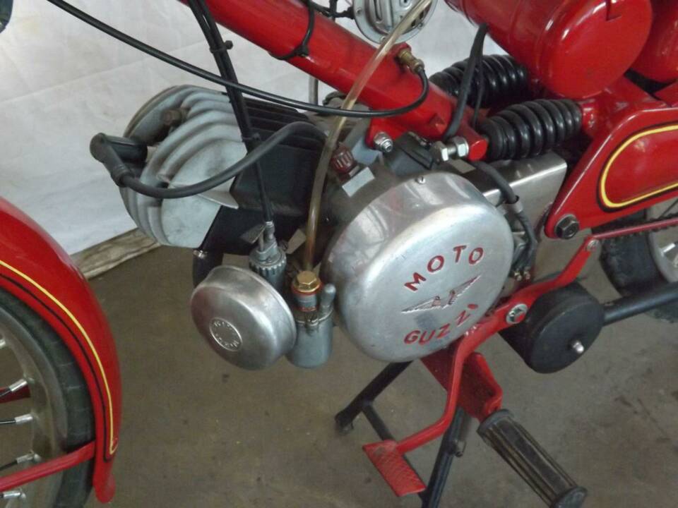 Image 49/50 de Moto Guzzi Cardellino 65 (1955)