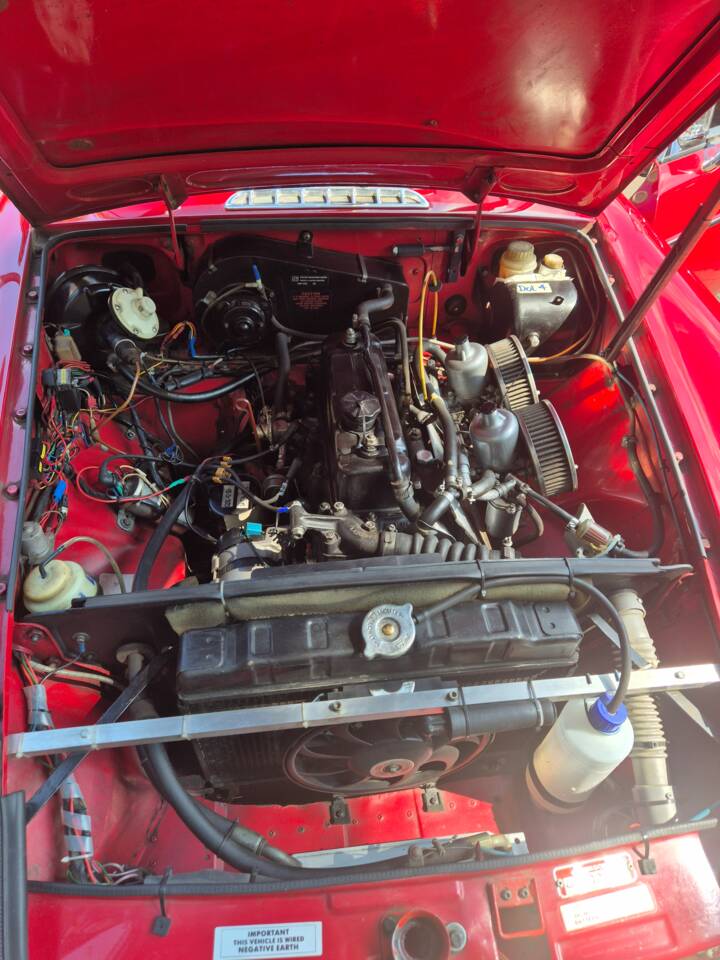 Image 5/5 de MG MGB (1971)