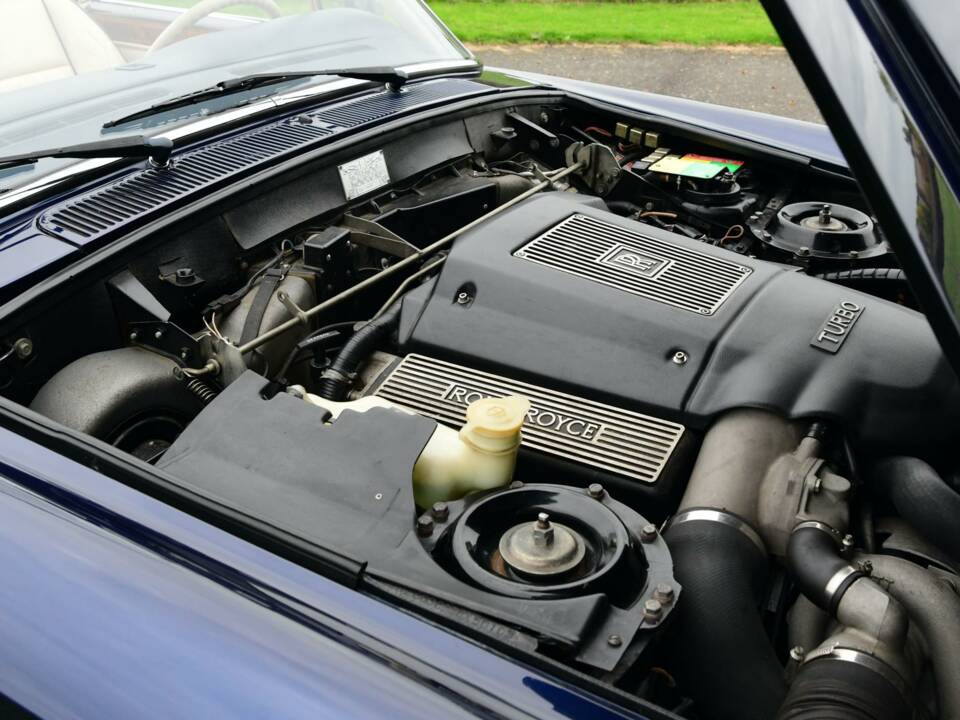 Image 46/50 of Rolls-Royce Corniche S (1995)