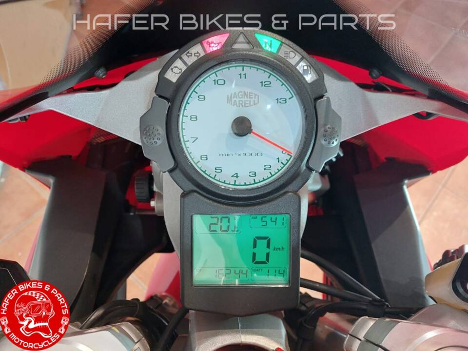Image 5/5 of Ducati DUMMY (2005)