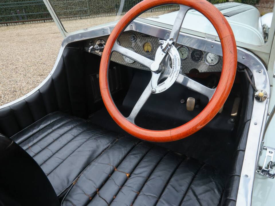 Image 17/50 of Hispano-Suiza 16 HP (1922)