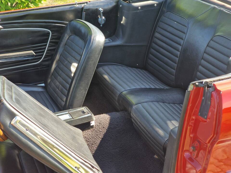 Bild 6/6 von Ford Mustang 200 (1966)
