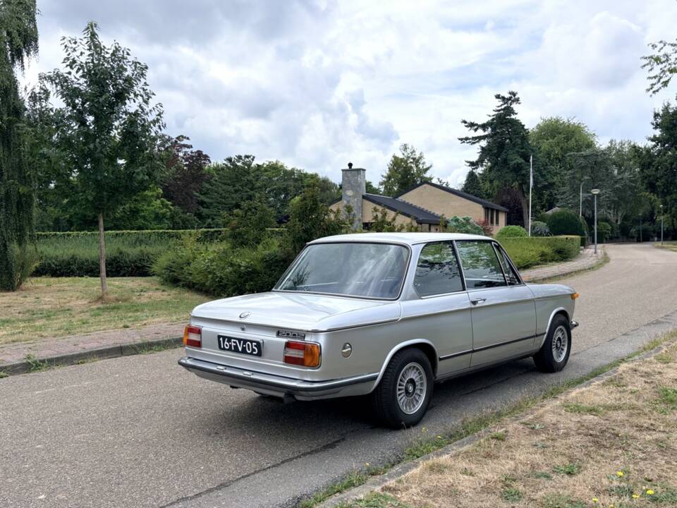 Image 16/22 of BMW 2002 (1975)