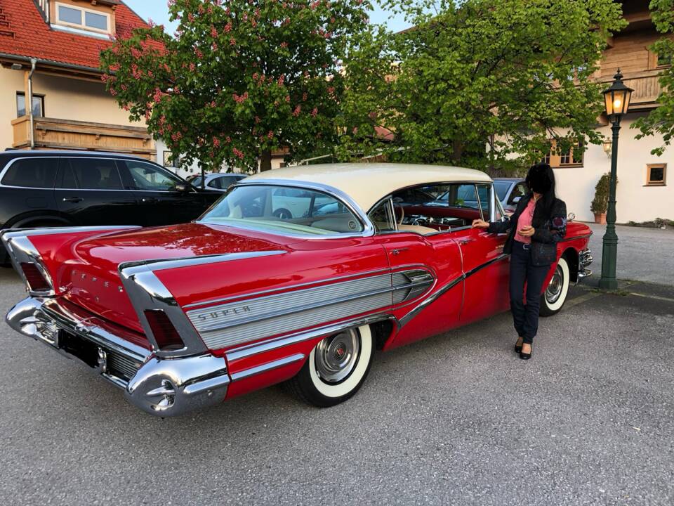 Image 8/29 de Buick 50 Super Riviera Hardtop (1958)