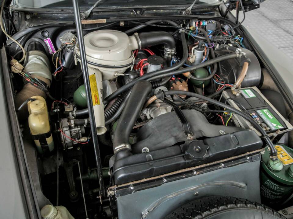 Image 44/50 of Citroën D Spécial (1971)