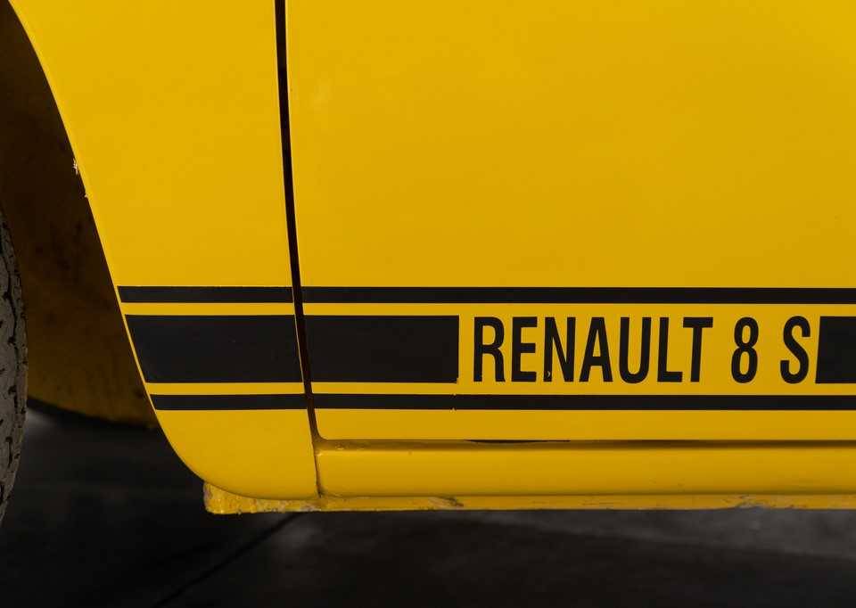 Image 20/41 of Renault R 8 S (1970)
