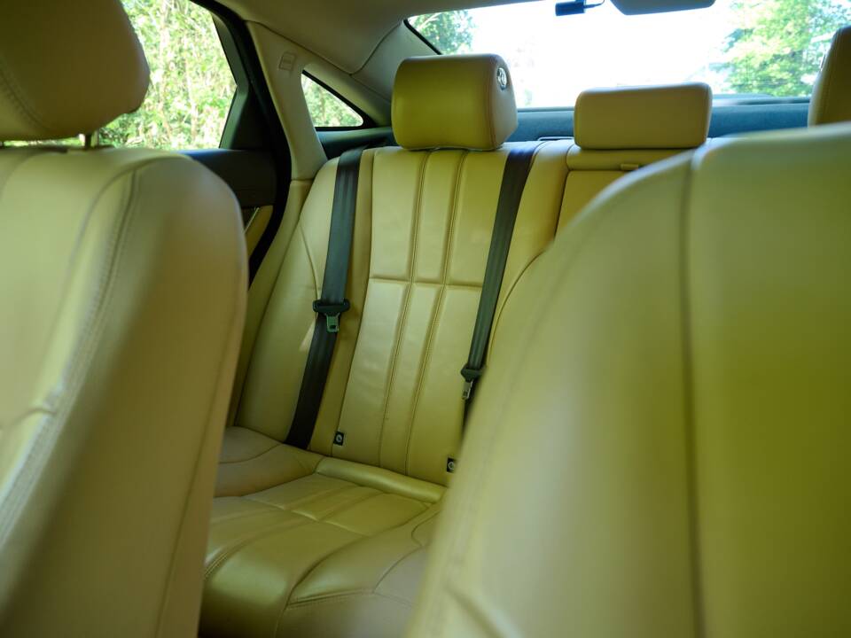 Bild 44/50 von Jaguar XJ 5.0 (2012)