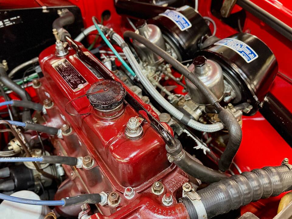 Bild 56/64 von MG MGB (1970)
