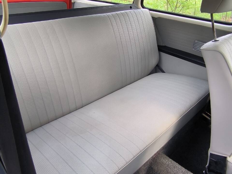 Image 37/53 of Volkswagen 1600 Variant (1972)