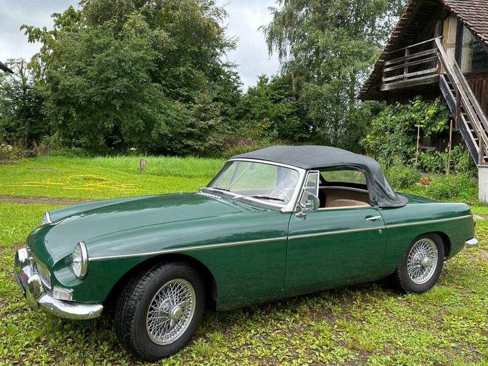 Image 10/18 of MG MGB (1965)