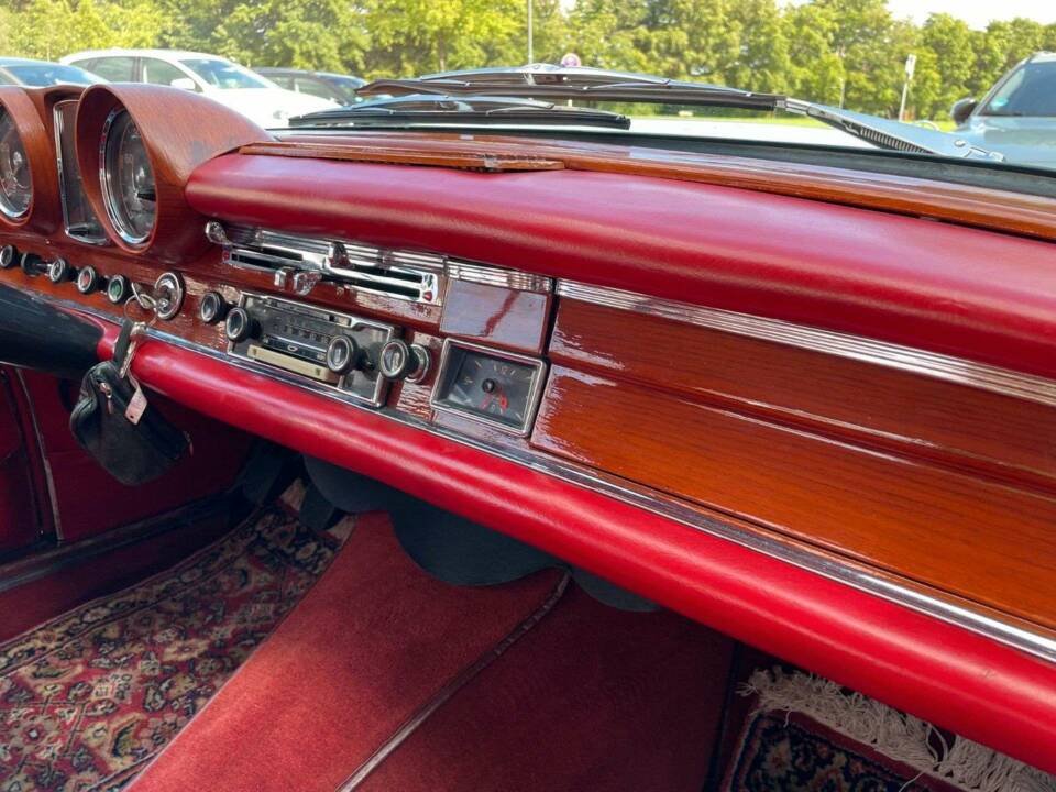 Imagen 14/20 de Mercedes-Benz 220 SE b (1965)