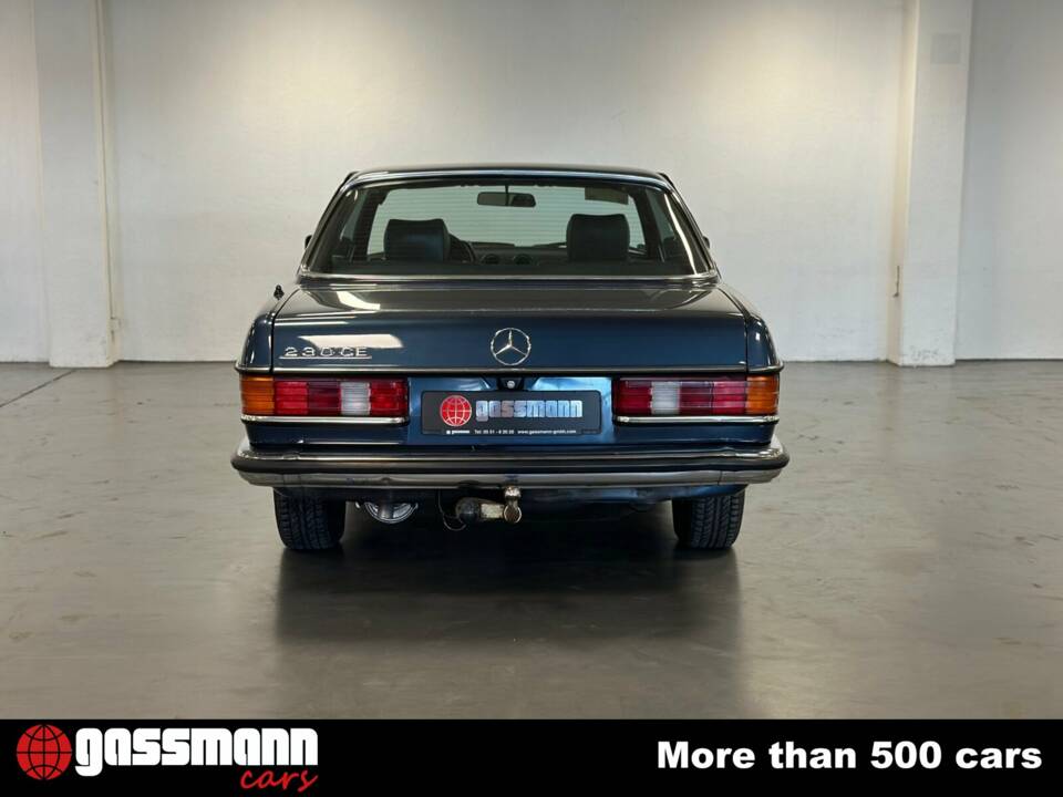 Imagen 7/15 de Mercedes-Benz 230 CE (1982)