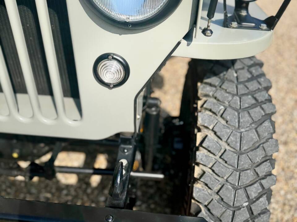 Obraz 13/20 pojazdu Willys CJ-3B (1956)