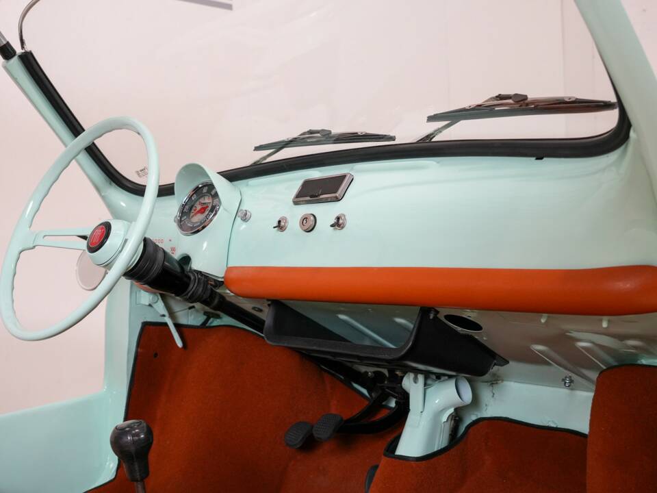 Image 14/30 of FIAT Ghia 500 Jolly (1973)