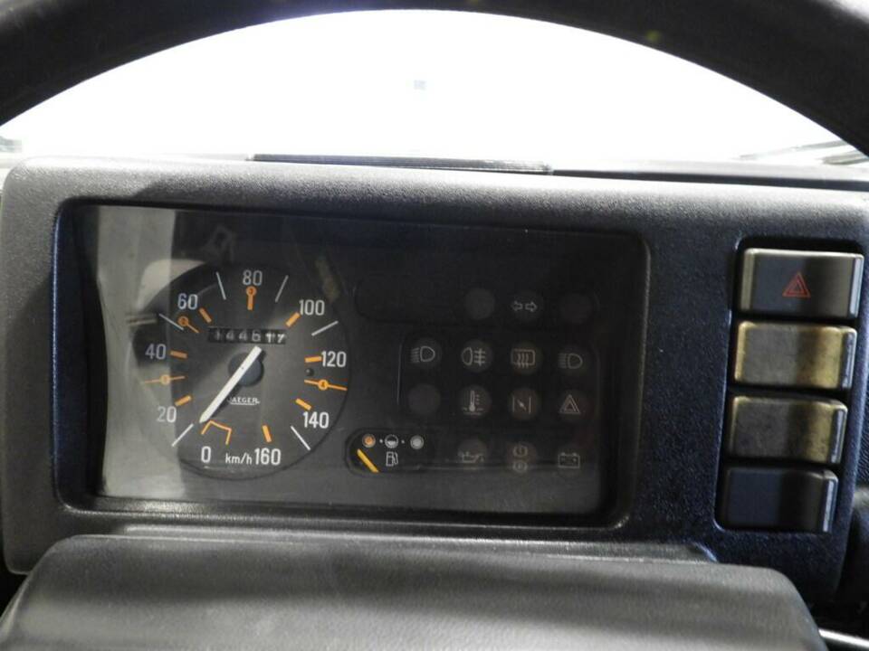 Afbeelding 7/15 van Renault R 4 F6 (1984)